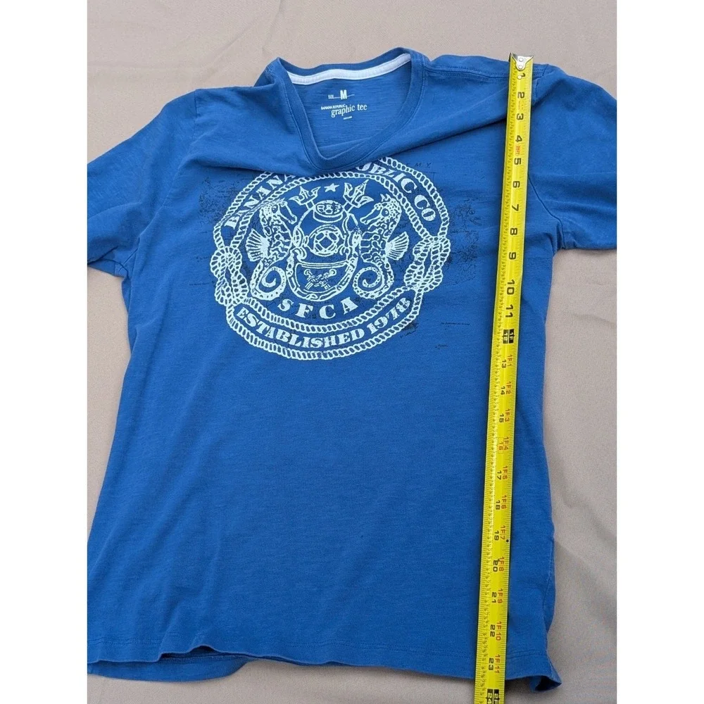 Banana Republic SFCA Established 1978 Blue T-shirt Size Medium